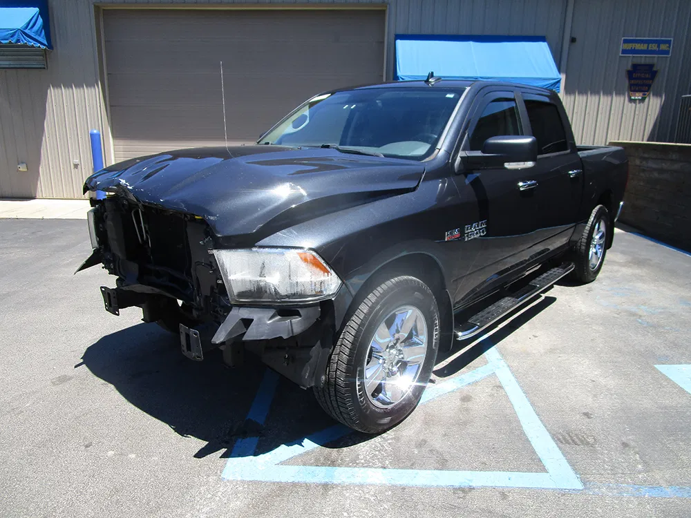 2017 RAM 1500 Big Horn 4x4 Crew Cab 5'7's photo