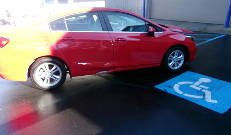 
								CHEVROLET CRUZE LT full									