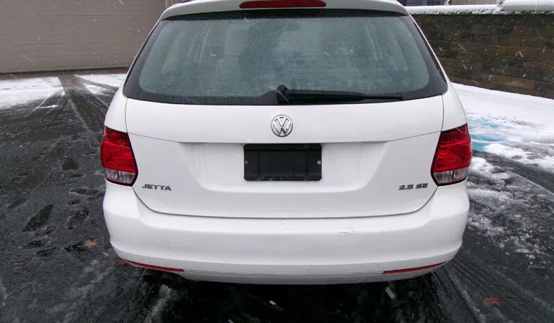 
								VOLKSWAGEN JETTA S full									