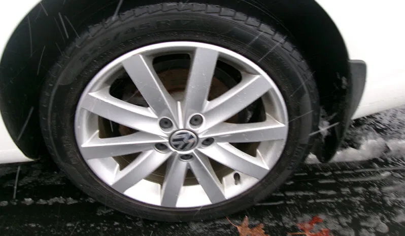 
								VOLKSWAGEN JETTA S full									