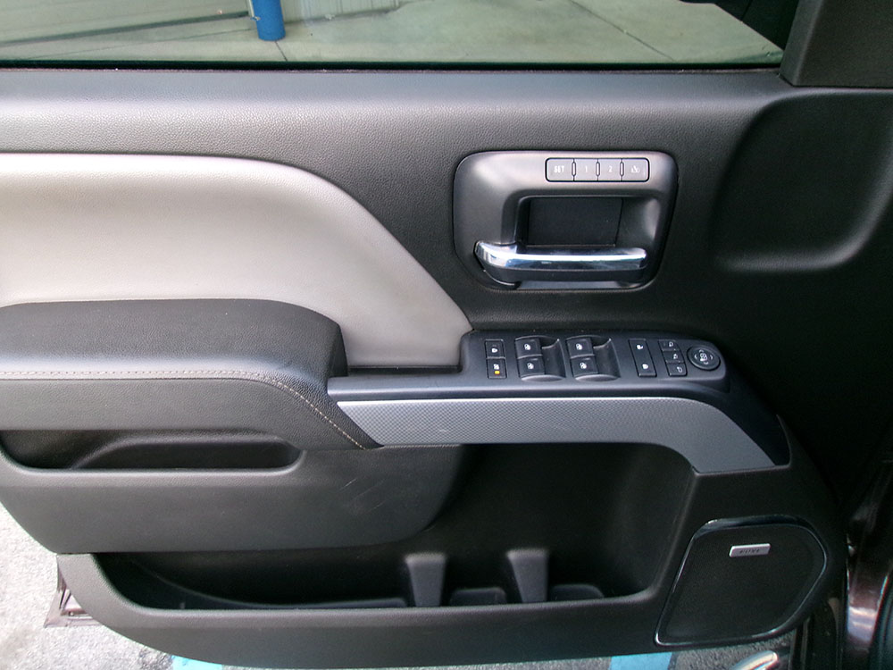
								CHEVROLET SILVERADO 1500 LTZ EX CAB full									