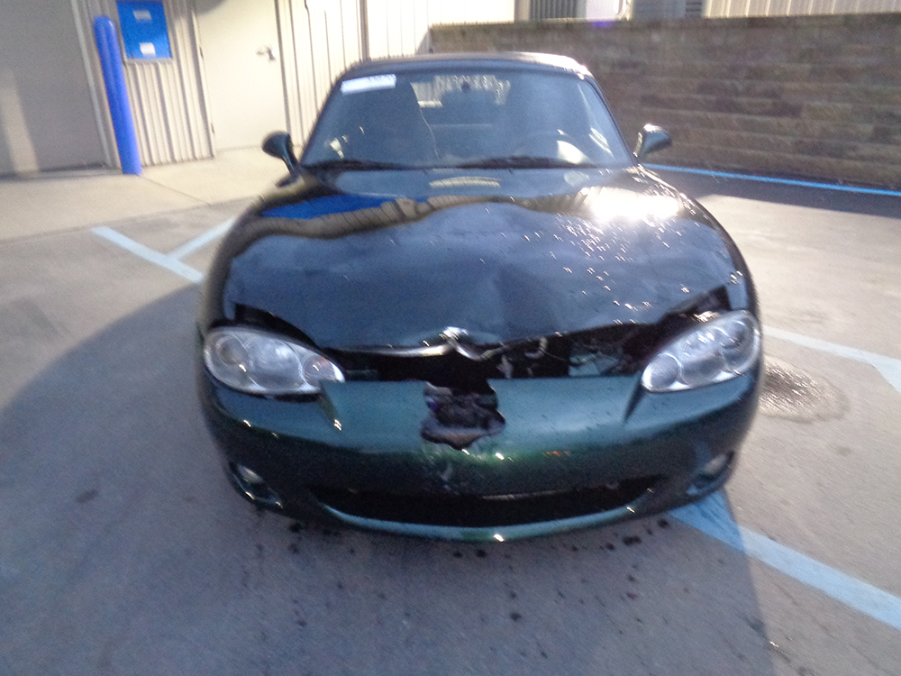 
								MAZDA MX-5 MIATA full									