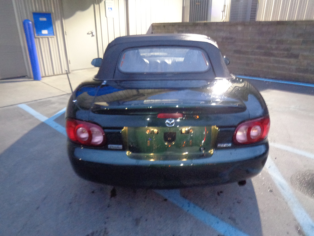 
								MAZDA MX-5 MIATA full									