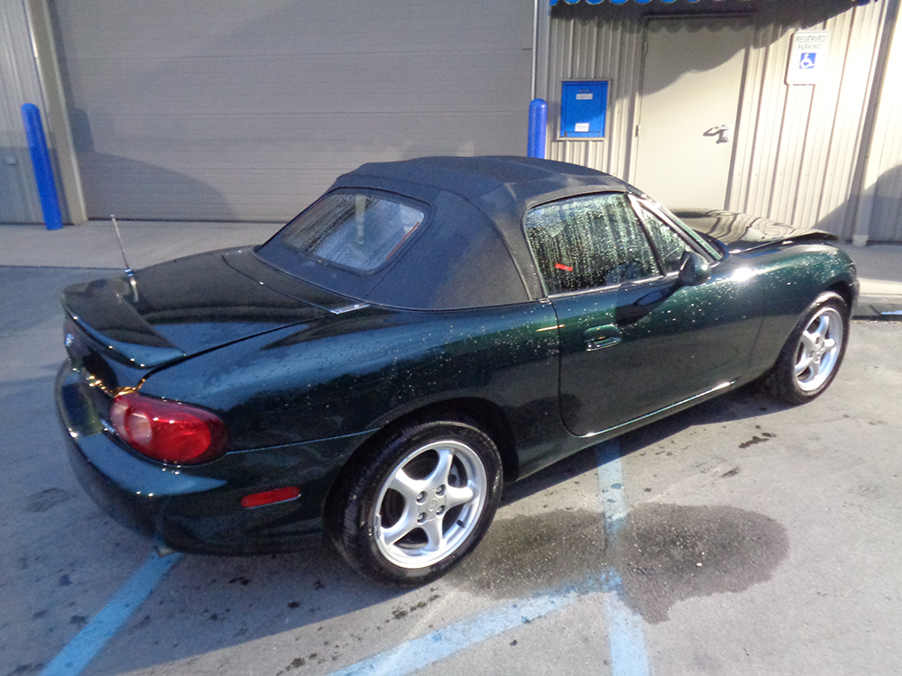 
								MAZDA MX-5 MIATA full									