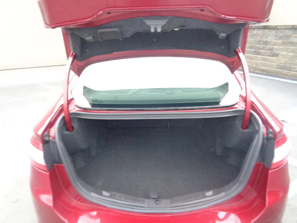 
								FORD FUSION SE full									