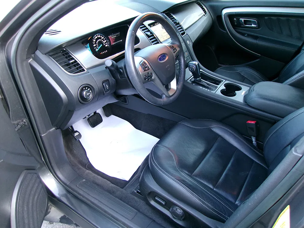 
								FORD TAURUS SEL full									