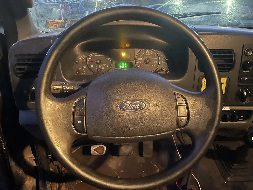 
								FORD F-550 XLT REG CAB DUALLY DUMP full									
