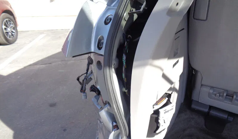 
								HONDA ODYSSEY SE full									