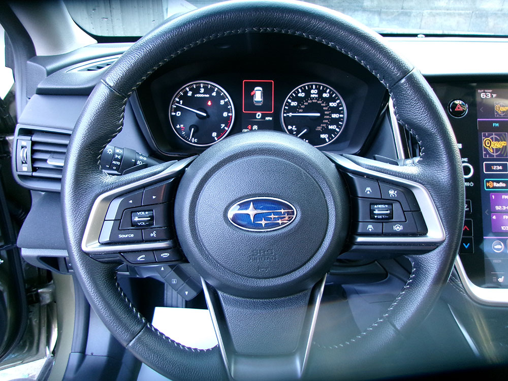 
								SUBARU OUTBACK PREMIUM full									