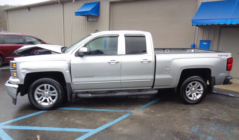 
								CHEVROLET SILVERADO 1500 LT EX CAB full									