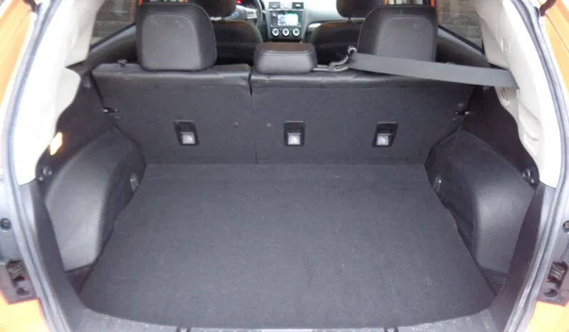 
								SUBARU CROSSTREK LIMITED full									