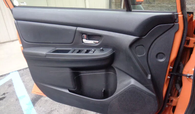 
								SUBARU CROSSTREK LIMITED full									