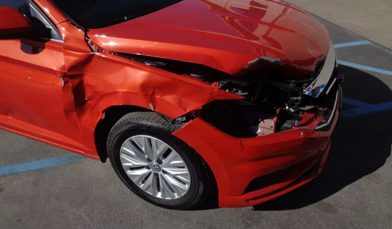 
								VOLKSWAGEN JETTA SE full									