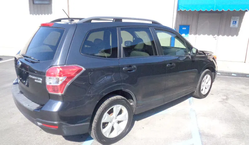 
								SUBARU FORESTER PREMIUM full									