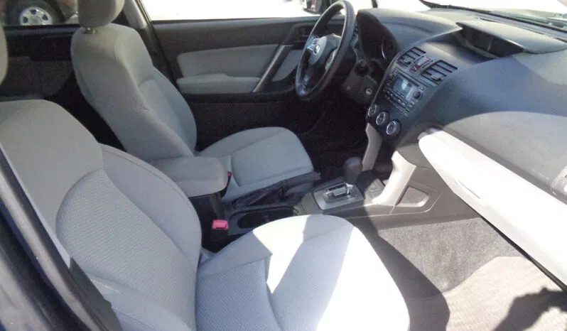 
								SUBARU FORESTER PREMIUM full									