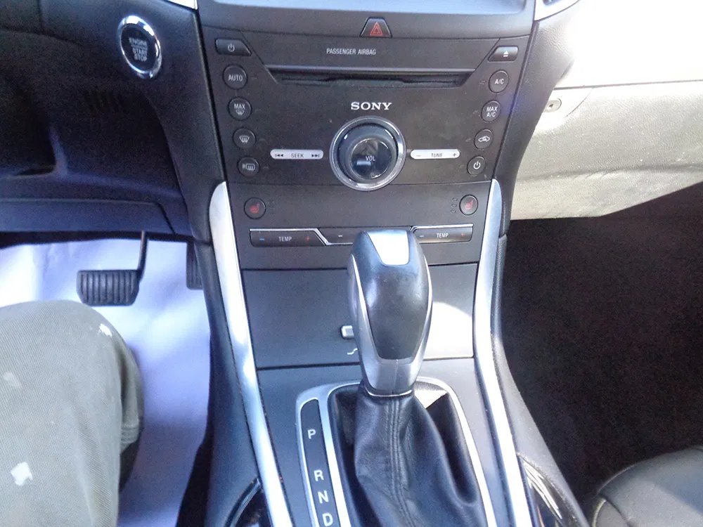 
								FORD EDGE TITANIUM full									