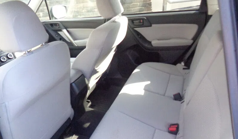
								SUBARU FORESTER PREMIUM full									