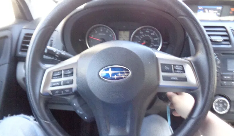 
								SUBARU FORESTER PREMIUM full									