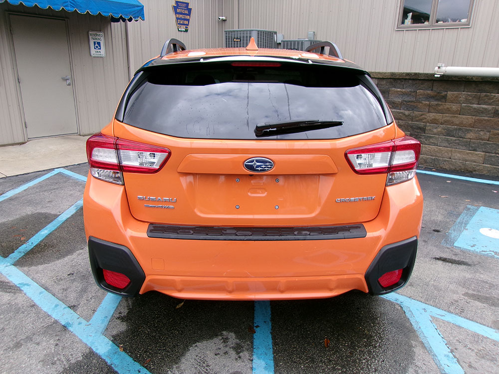 
								SUBARU CROSSTREK PREMIUM full									