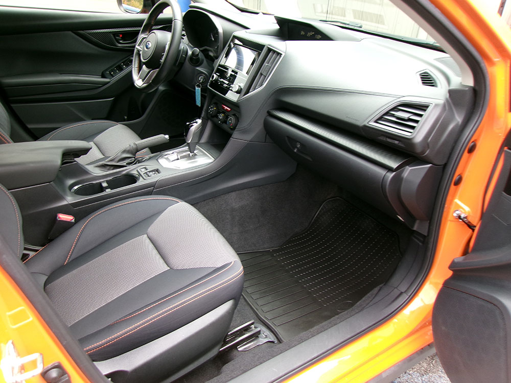 
								SUBARU CROSSTREK PREMIUM full									