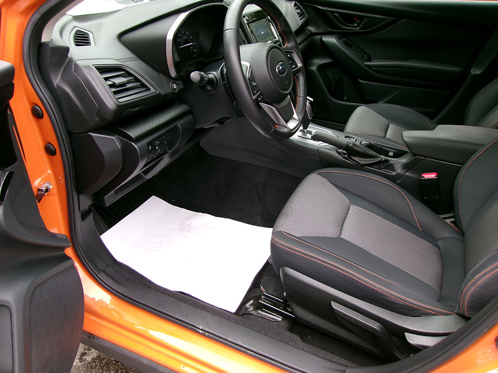 
								SUBARU CROSSTREK PREMIUM full									