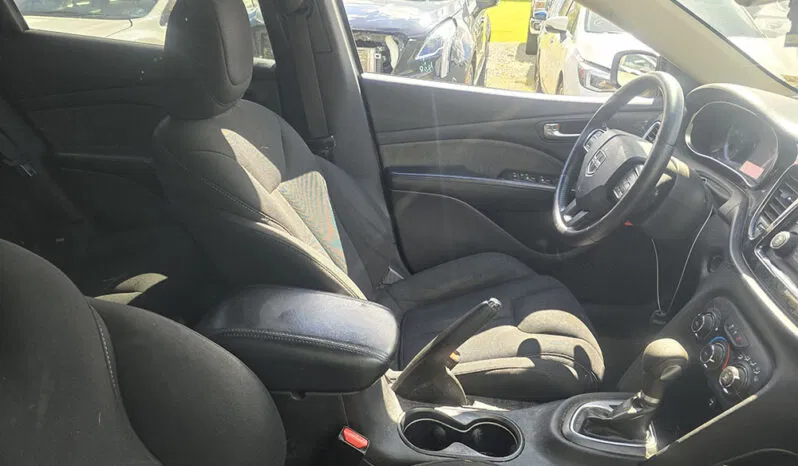 
								DODGE DART SXT full									