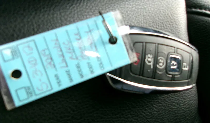 
								LINCOLN MKC PREMIERE full									