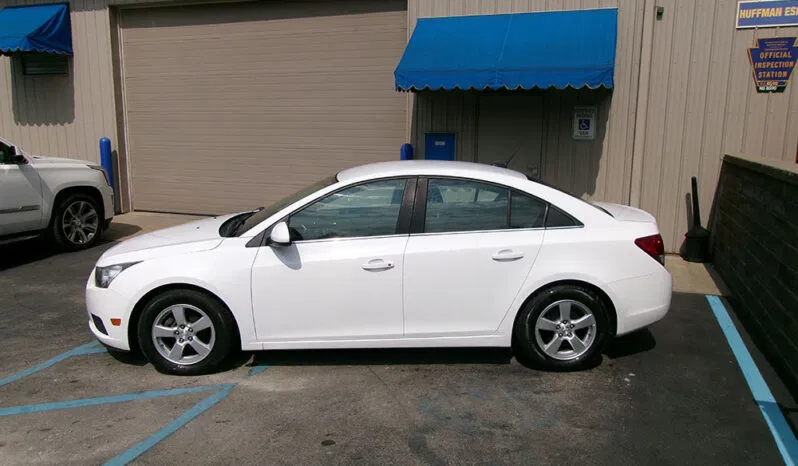 
								CHEVROLET CRUZE LT full									