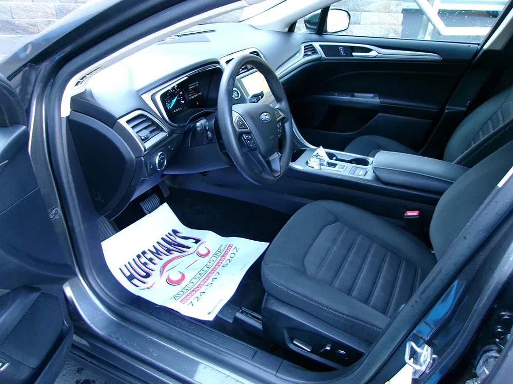 
								FORD FUSION HYBRID SE full									