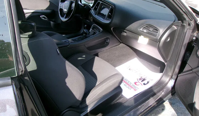 
								DODGE CHALLENGER GT full									