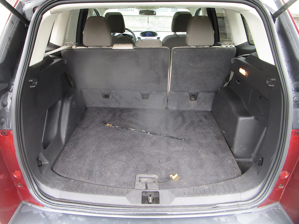 
								FORD ESCAPE SE full									