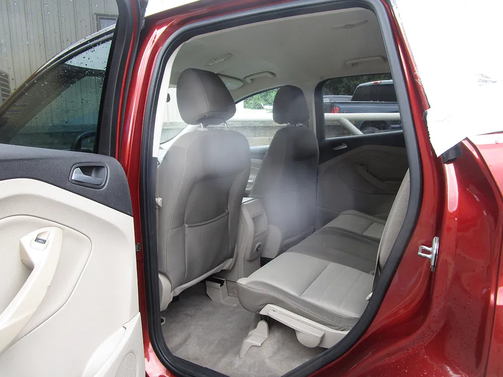 
								FORD ESCAPE SE full									