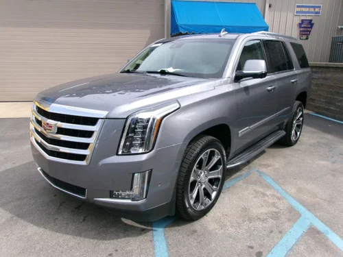 2019 Cadillac Escalade Luxury's photo