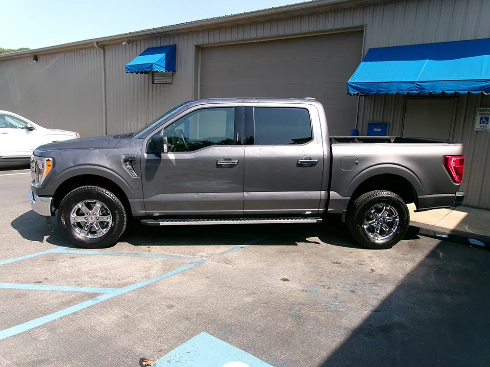 
								FORD F-150 XLT SUPER CREW CAB full									