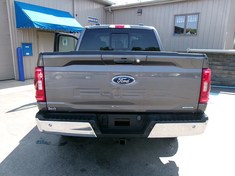 
								FORD F-150 XLT SUPER CREW CAB full									