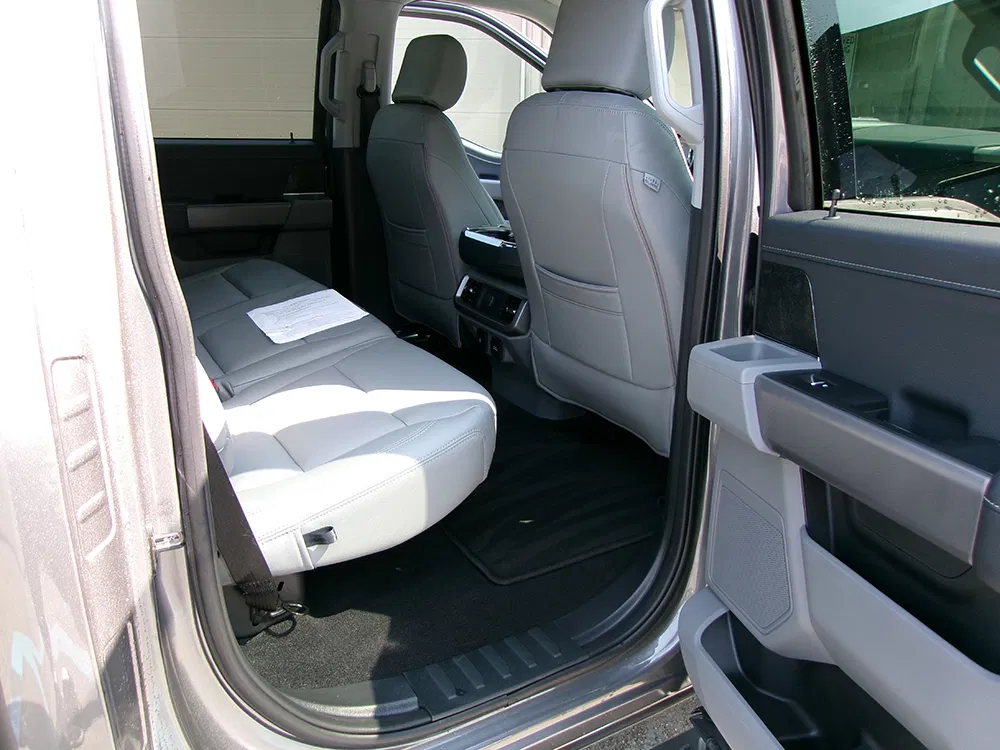 
								FORD F-150 XLT SUPER CREW CAB full									