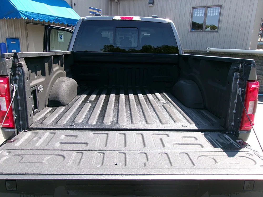
								FORD F-150 XLT SUPER CREW CAB full									