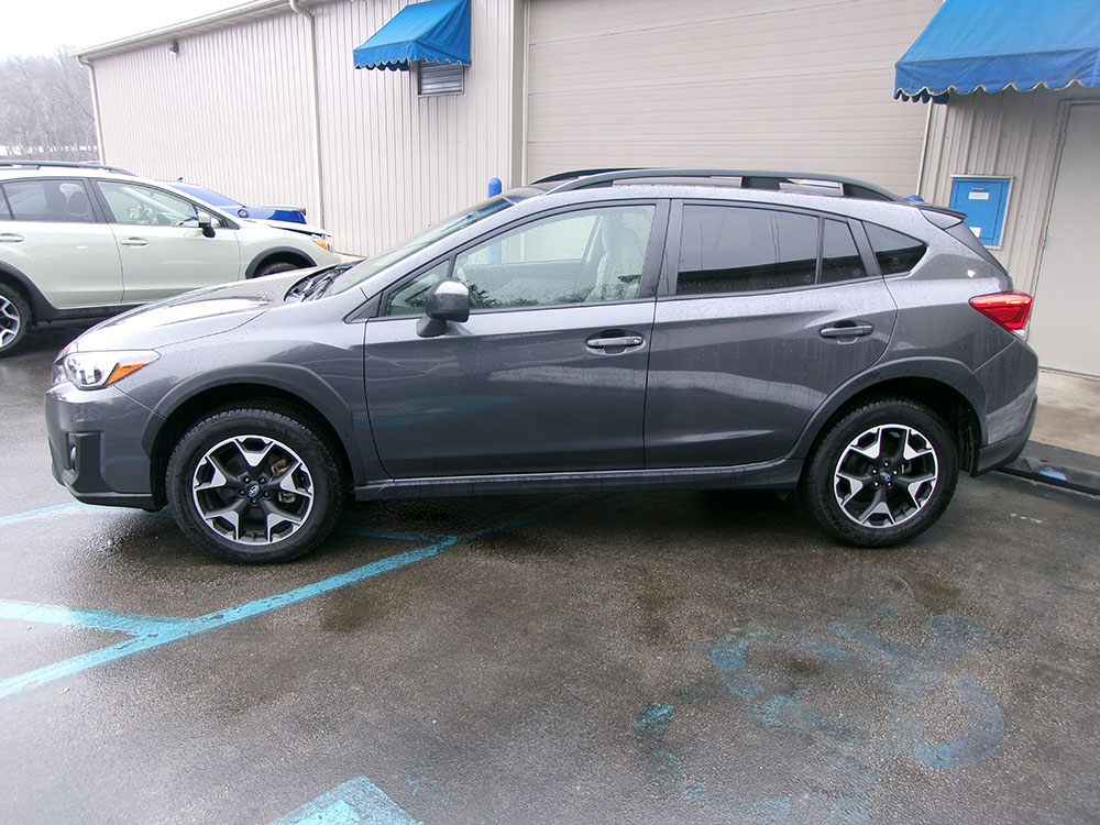 
								SUBARU CROSSTREK PREMIUM full									
