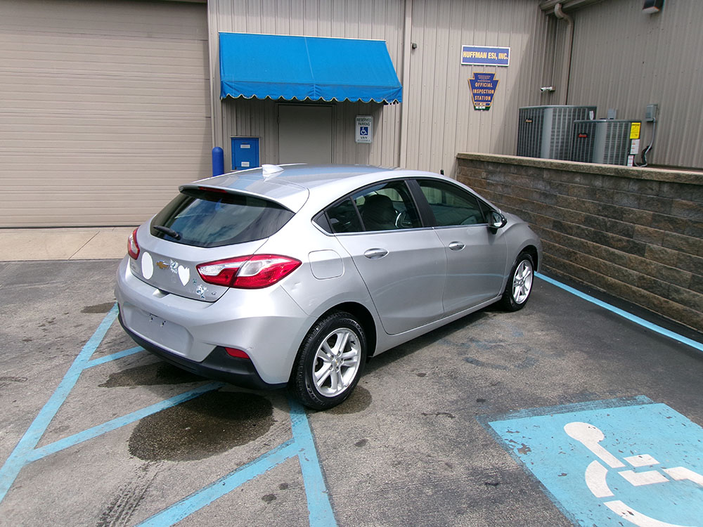 
								CHEVROLET CRUZE LT full									