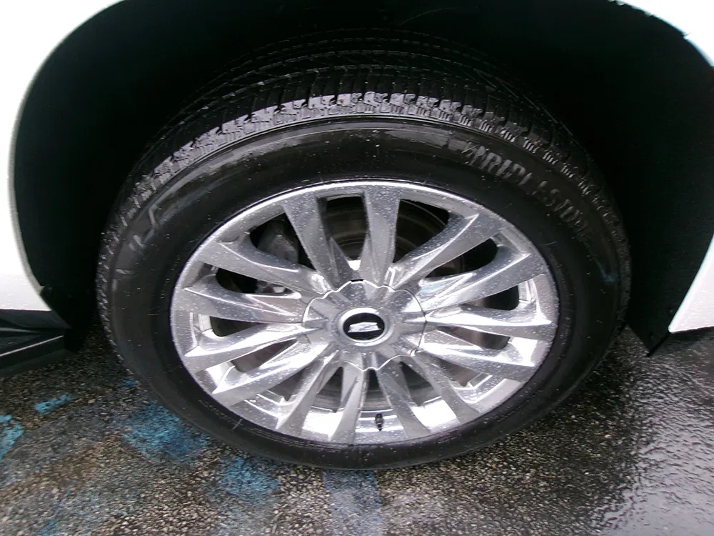 
								CADILLAC ESCALADE PREMIUM full									