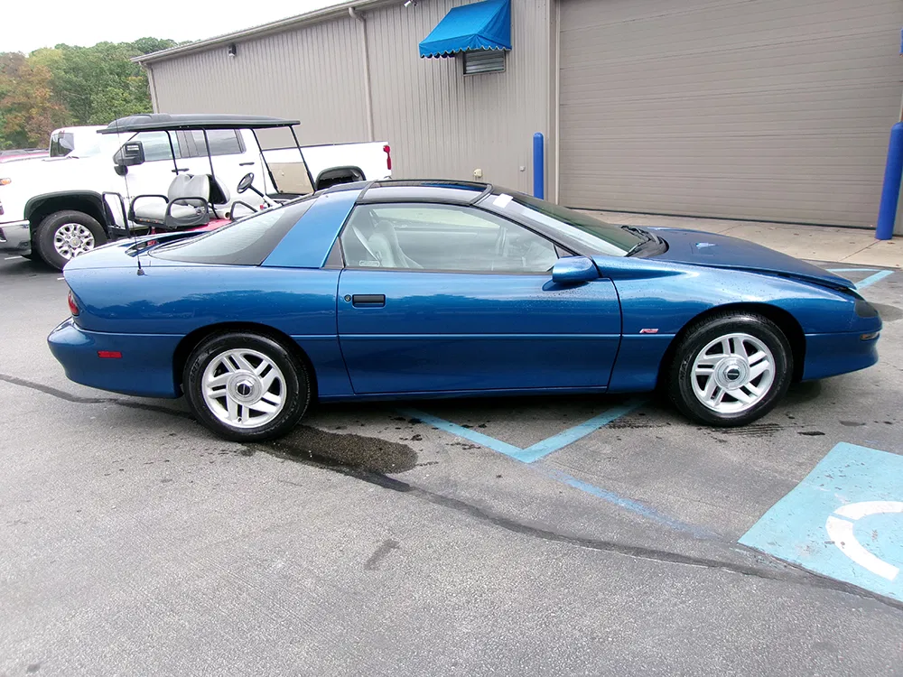 
								CHEVROLET CAMARO RS full									