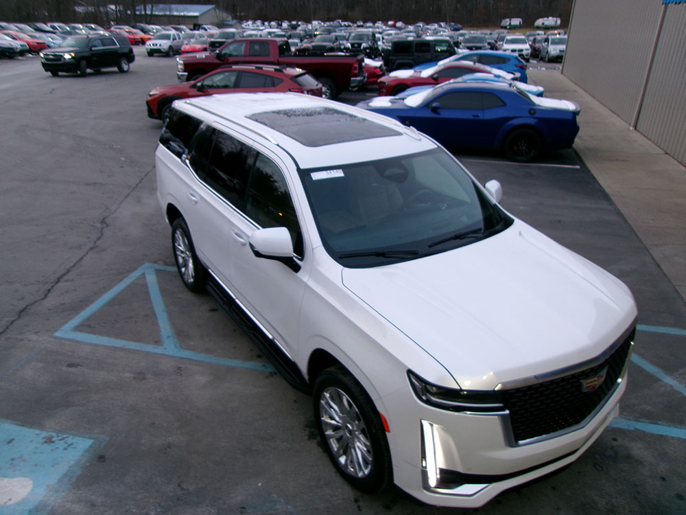 
								CADILLAC ESCALADE PREMIUM full									