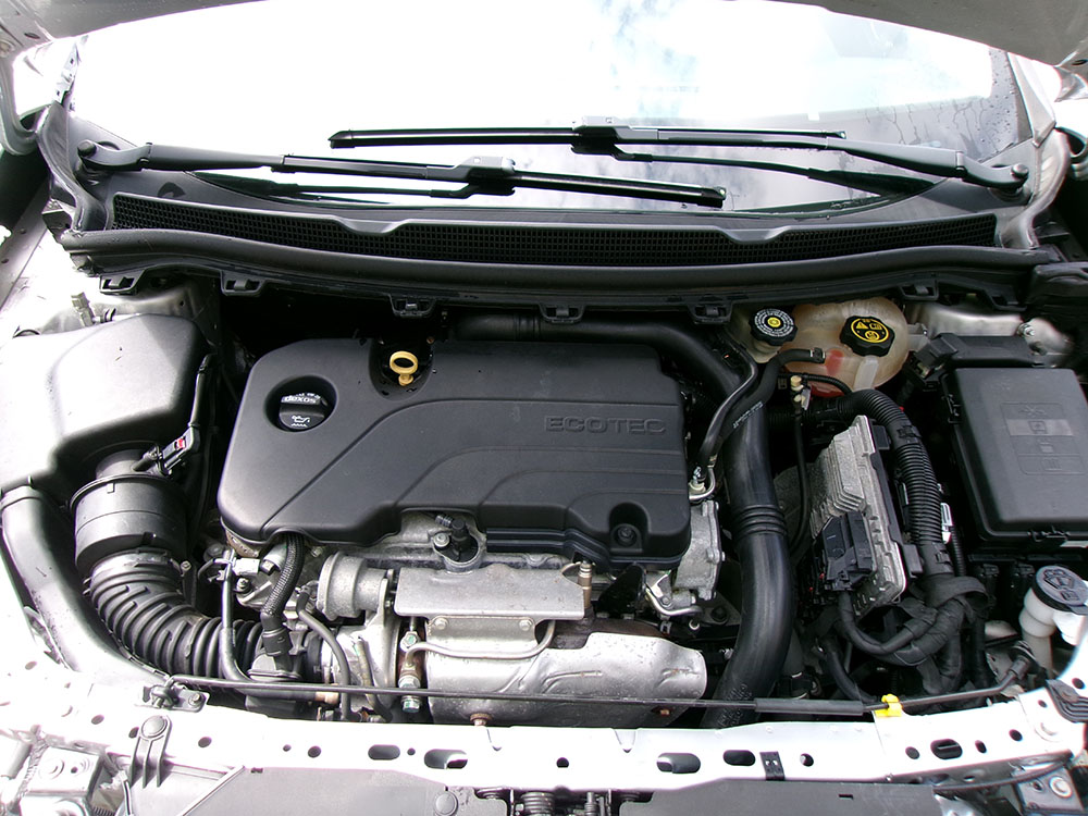 
								CHEVROLET CRUZE LT full									