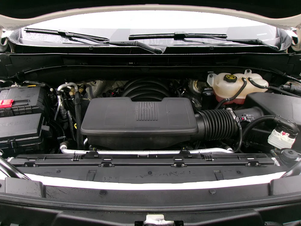 
								CADILLAC ESCALADE PREMIUM full									