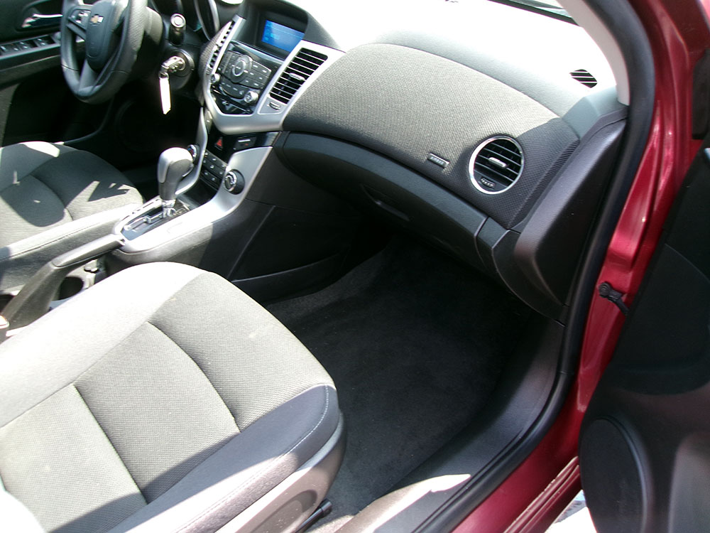 
								CHEVROLET CRUZE LT full									