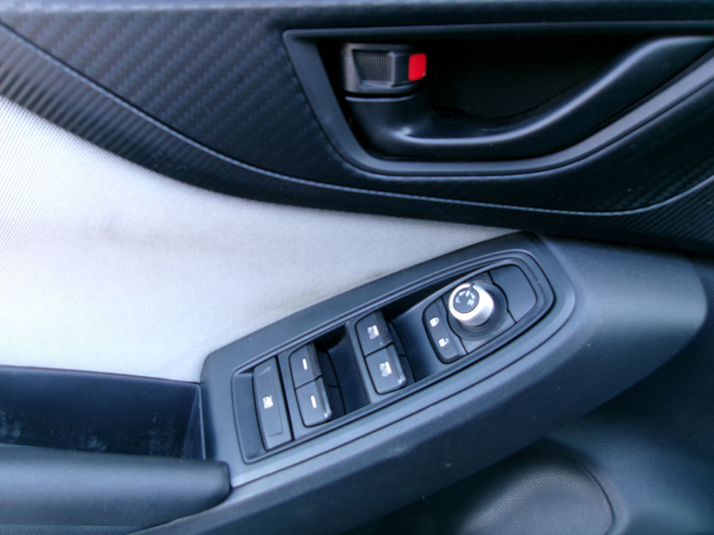 
								SUBARU CROSSTREK PREMIUM full									