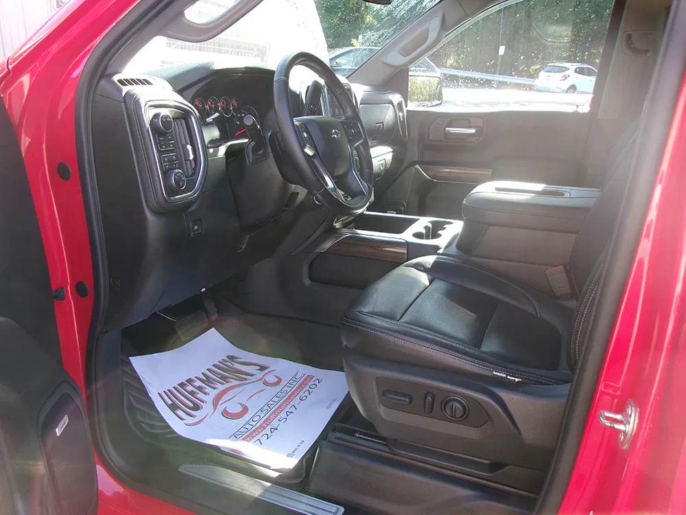 
								CHEVROLET SILVERADO 1500 TRAIL BOSS LT Z71 CREW CAB full									
