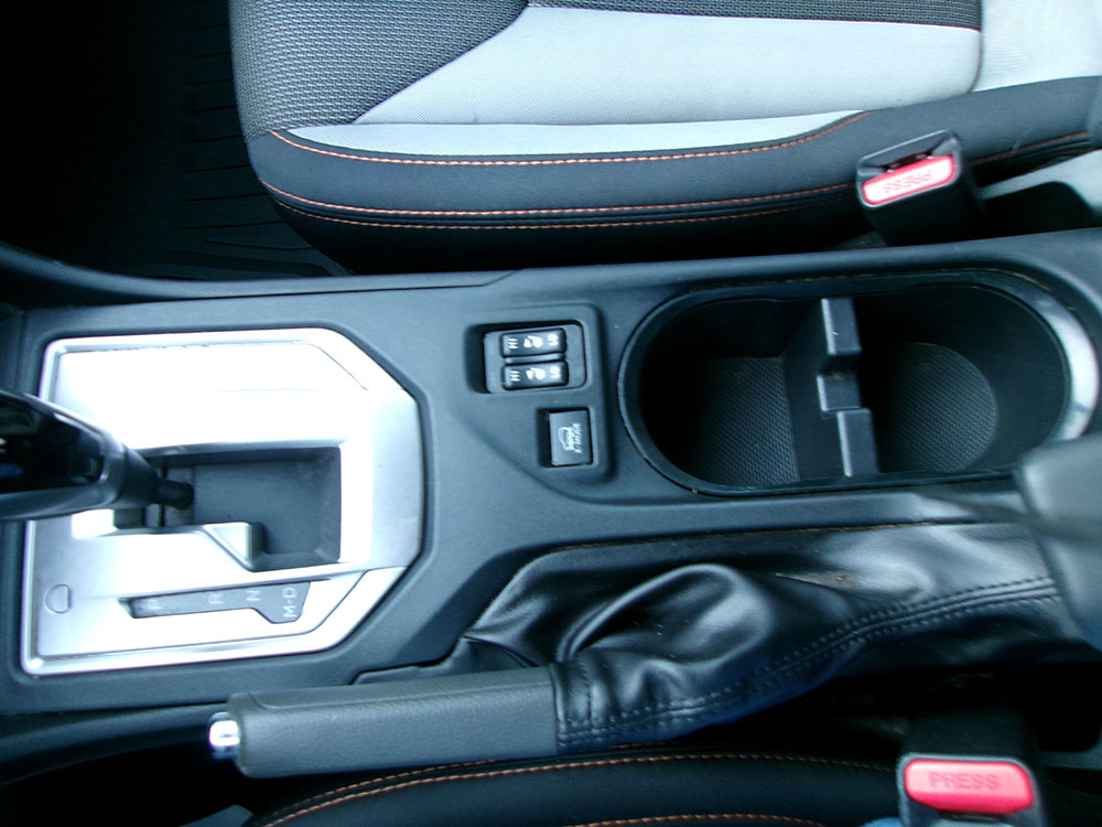 
								SUBARU CROSSTREK PREMIUM full									