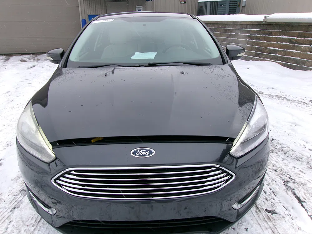 
								FORD FOCUS TITANIUM full									