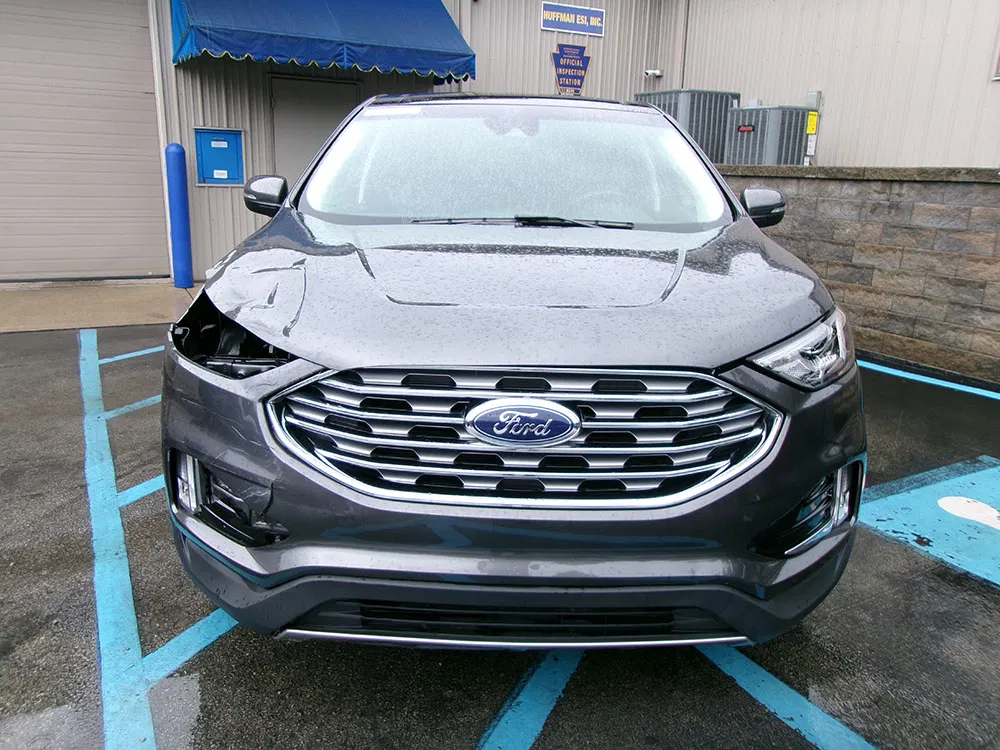 
								FORD EDGE TITANIUM full									